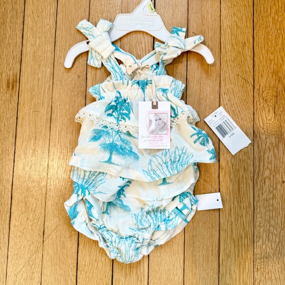 Jessica Simpson Summer Baby Matching Set